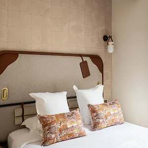 Hotel Hiro Paris **** Párizs